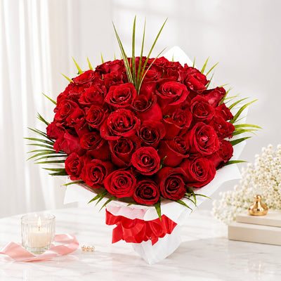 Elegant Fresh Roses Flower Bouquet