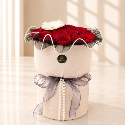 Romantic Red Rose & White Gerbera Round Flower Bouquet
