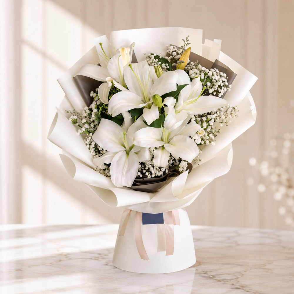 Elegant Fresh White Lily Flower Bouquet
